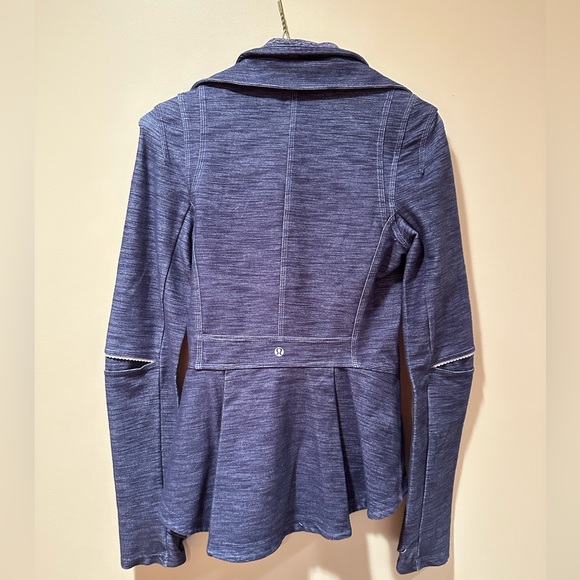Lululemon Ride On Blazer - Picture 3 of 4